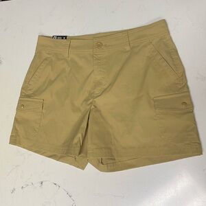 Eddie Bauer Ladies Cargo Pocket Short size 12